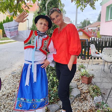 Apartman Cafe U Kordulky Ratiskovice Екстериор снимка